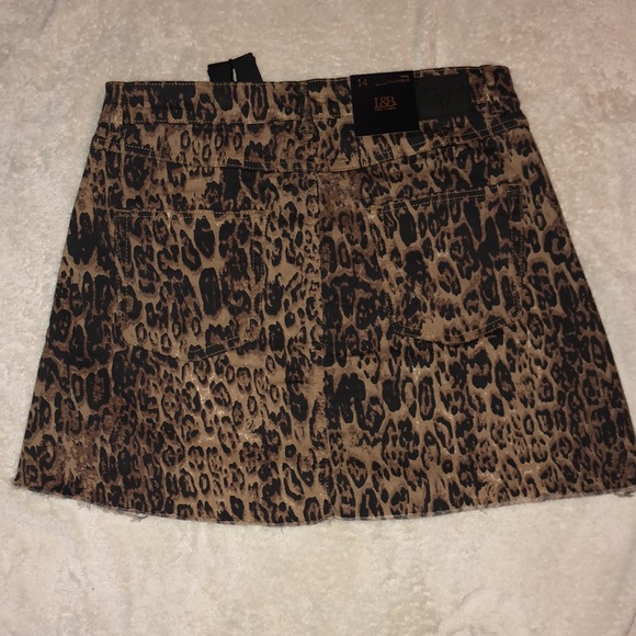 L&B Leopard Print Denim Mini Skirt NWT Size 14 - Picture 2 of 5